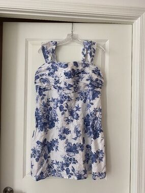 Abercrombie & Fitch white and blue floral dress, XLP